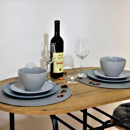 Marmar Apartment *
